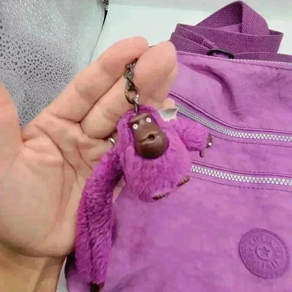 Kipling Alvar Crossbody Bag Travel Purse Purple Adjustable Strap Zip Closure - Picture 11 of 12